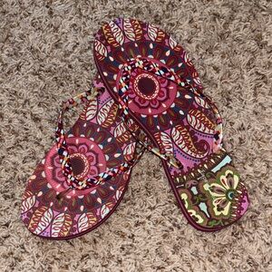 Vera Bradley pink resort medallion flip flops